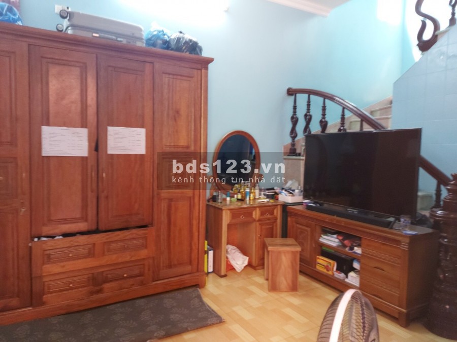 Bán nhà và đất đường Nguyễn Thị Duệ, TP HD, 239.4m2, lô góc, chia lô ra bán cực ok