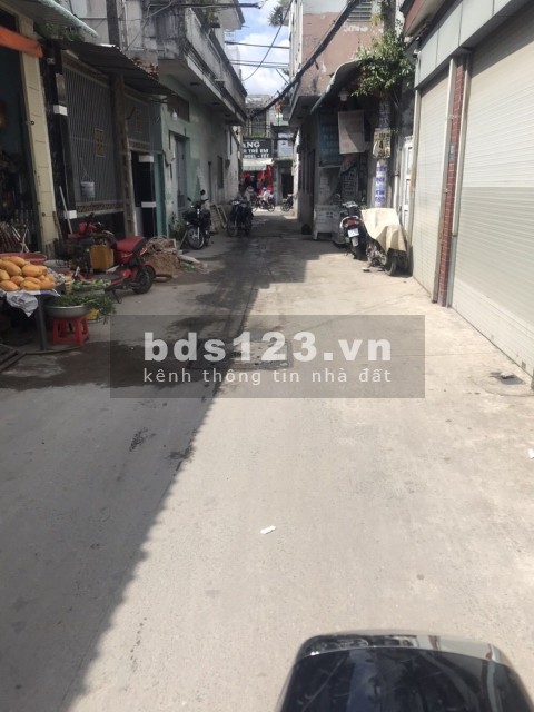 Bán nhà nguyên căn đường Nguyễn Văn Quá, diện tích 4.95mx16m,…