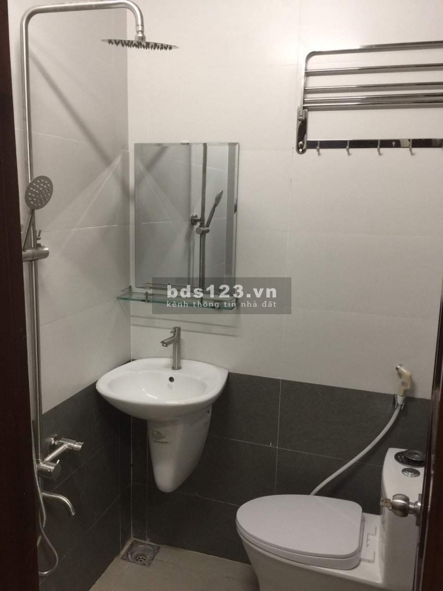 Hẻm xe hơi nhà Lê Lợi dt 81m2 (4.5x18), 5 tầng đúc, giá 11.2 tỷ, dòng tiền 30 triệu/tháng, mới xây