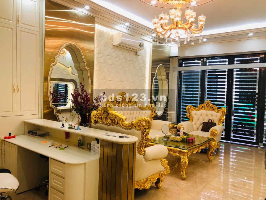 Nhà phố Nguyễn Hoàng, Nam Từ Liêm, thang máy, kinh doanh đỉnh, tặng toàn bộ nội thất dt 67m2 x 5 tầng