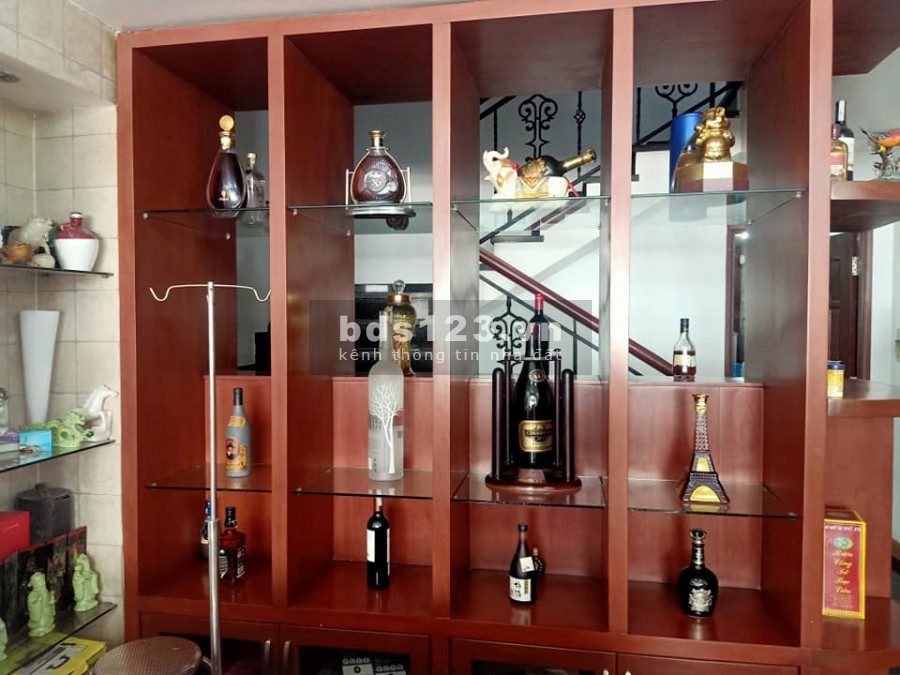 Cực hiếm nhà hẻm xe hơi sát mặt tiền Nguyễn Thị Thập Quận 7 giá chỉ 7 tỷ 70 m2. LH 0967630384