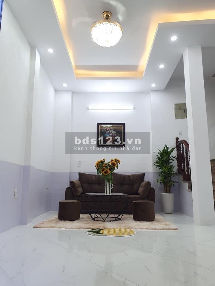 Bán nhà Trương Định, Giáp Nhị nhà mặt ngõ đi 5m ra ô tô tránh, 3 phòng ngủ rộng, nhỉnh 3 tỷ