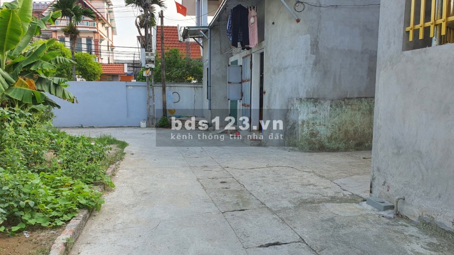 Bán đất tặng nhà c4 thôn Hậu Dưỡng Kim Chung Đông Anh, dt 40m2, Giá 1.2 tỷ, lh 0944 596 256