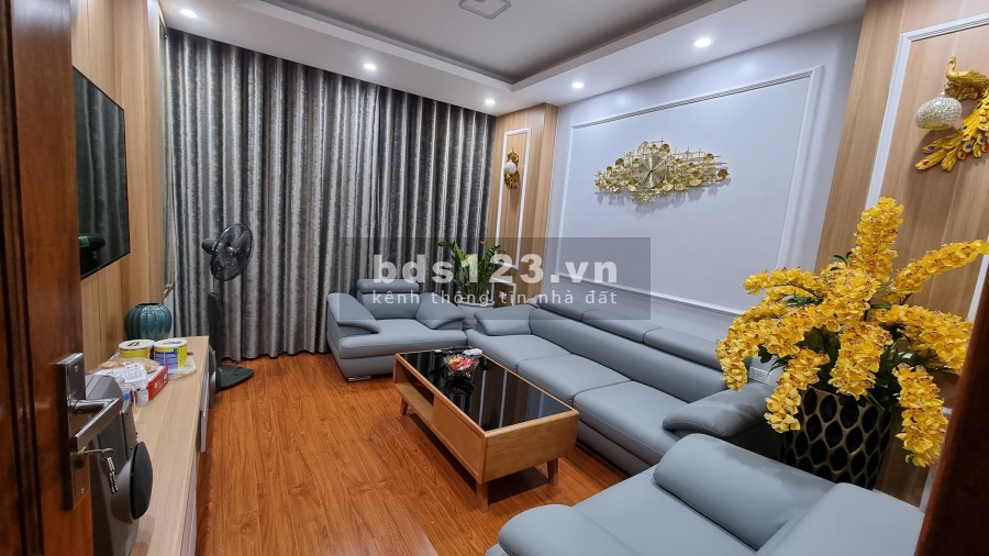 Bán nhà chính chủ quận Thanh Xuân diện tích 40m2, 6 tầng, giá 5 tỷ lh 0987006872