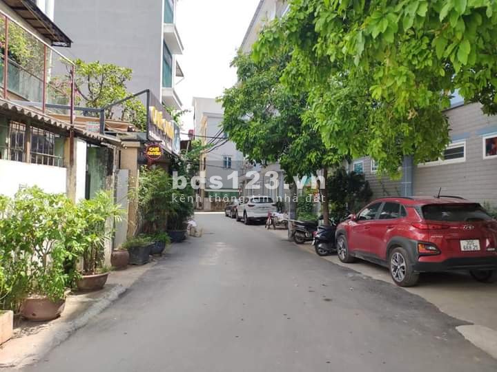Bán nhà nguyên căn Hồng Tiến 5 tầng đúc kiên cố ô tô vào nhà Quận Long Biên
