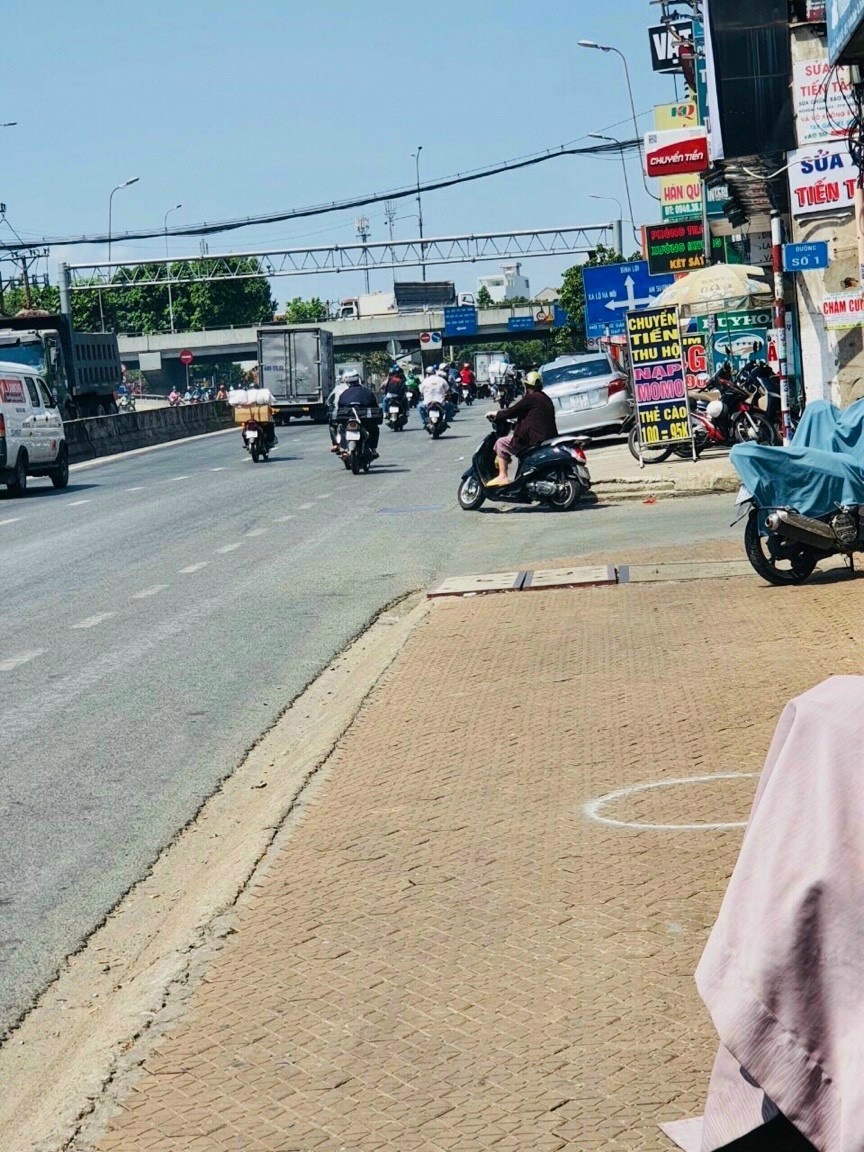 Cần bán lô đất đường số 1, Linh Xuân, Quận Thủ Đức, dt 74m2, giá 3ty75