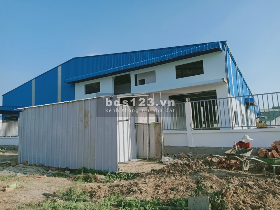 Cho thuê kho diện tích sử dụng 3280m2 KCN Hải Sơn Đức Hoà Hạ Long An