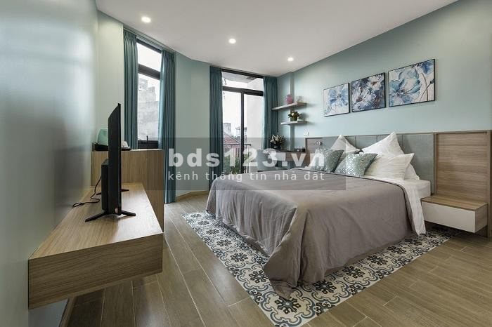 Bán nhà sổ đỏ chính chủ, dt 90m Nguyễn Chí Thanh 5 tầng thang máy vỉa hè 6m