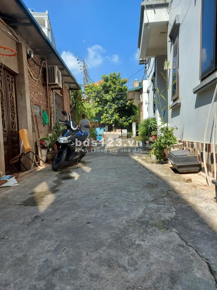 Bán nhanh nhà phố quá hiếm Ngô Gia Tự dt 42m2 ô tô đỗ cửa, giá chỉ nhỉnh 3 tỷ