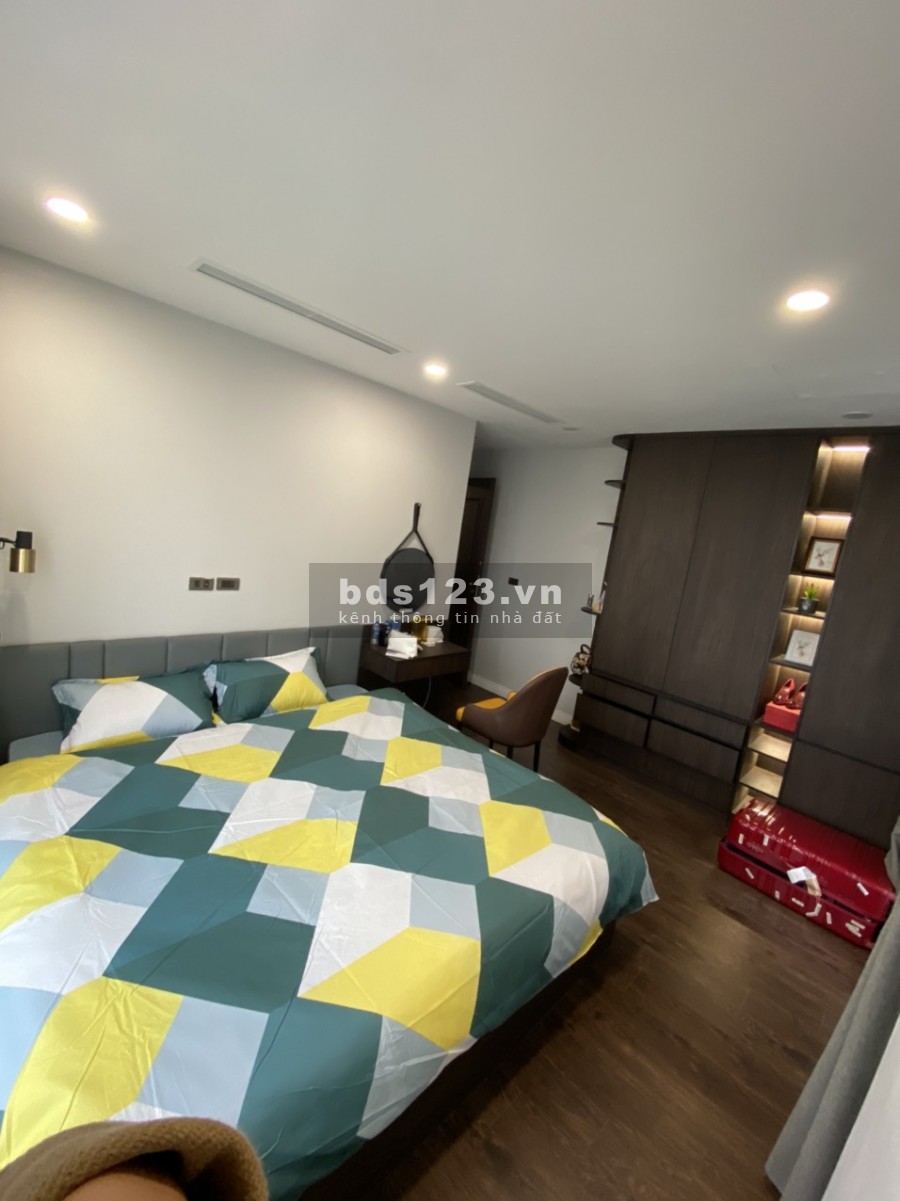 Tôi vừa mua villa ở Star Lake, có căn hộ ở 6th Element không ở nữa nên bán lại 87m2 LH 0393686383