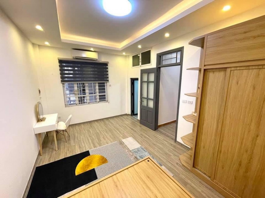 Bán Nhà Nguyễn Khang, Cầu Giấy diện tích sử dụng 32m2, 4 tầng, giá bán 3 tỷ