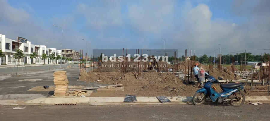 Mở bán 51 siêu phẩm nhà phố sát Quốc Lộ 1A Tráng Bom, Đồng Nai, dt 80m2