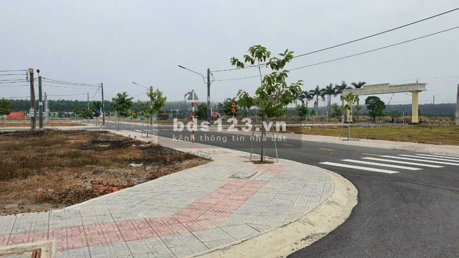 Còn vài suất đất thổ cư, có sổ hồng ngay thị xã Bến Cát, có sẵn sổ đỏ