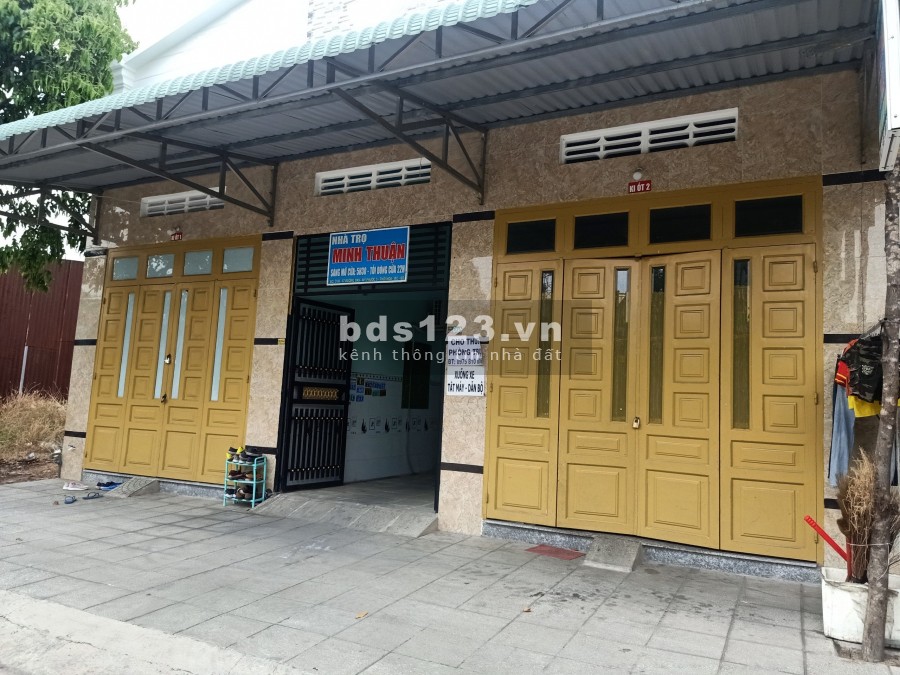 Cần tiền lấy hàng số lượng lớn nên cần bán 2 dãy trọ 300m2(10x30m) giá rẻ tại Mỹ Phước 3