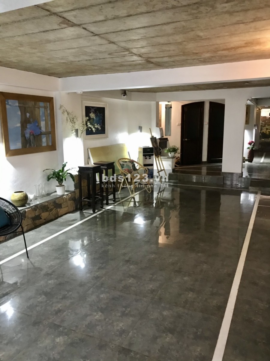 Chính chủ cần bán gấp nhà phố Đặng Thai Mai, Tây Hồ, 10 tầng, mt 9.5m. LH 0973781843 Ánh.