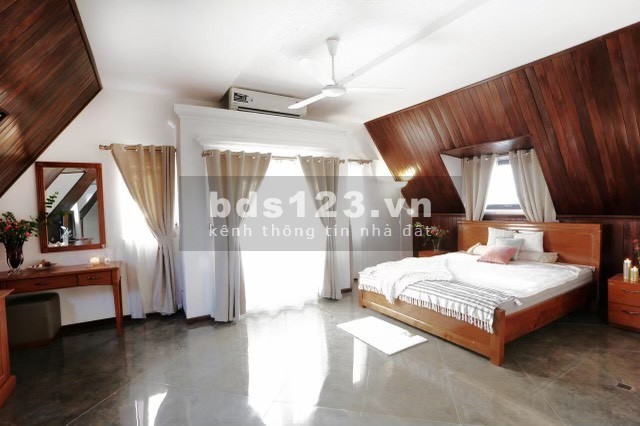 Chính chủ cần bán gấp nhà phố Đặng Thai Mai, Tây Hồ, 10 tầng, mt 9.5m. LH 0973781843 Ánh.
