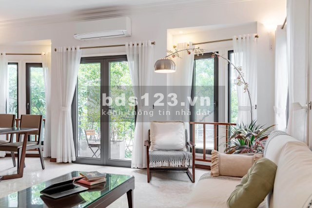 Chính chủ cần bán gấp nhà phố Đặng Thai Mai, Tây Hồ, 10 tầng, mt 9.5m. LH 0973781843 Ánh.