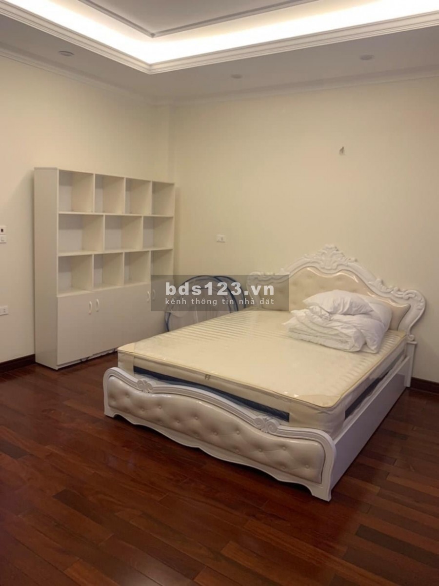 Bán nhà Văn Phú Quận Hà Đông vị trí cực đỉnh, đúc kiên cố 5 tầng đúc kiên cố
