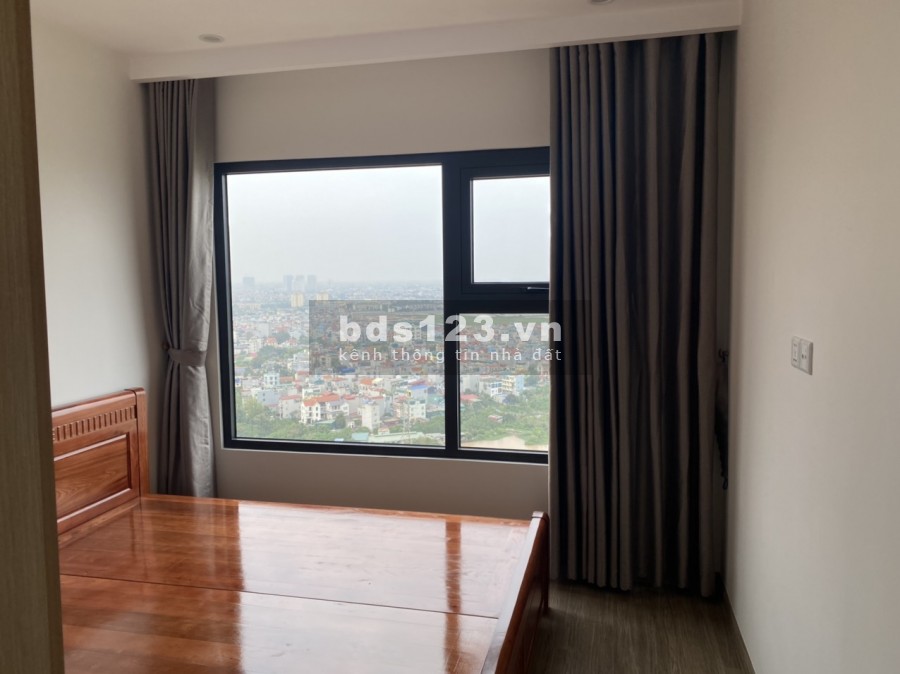 Nhà mình cần cho thuê căn 2pn full nội thất 8,5tr/th tại Vinhomes Smart City. Lh: 0393425188.