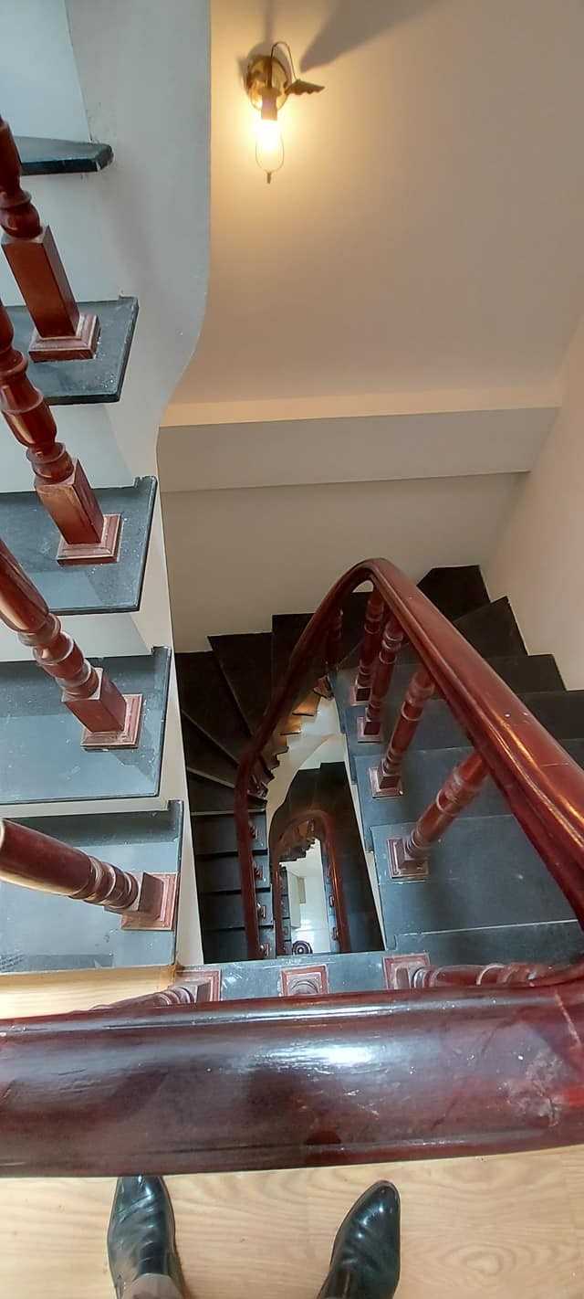 Bán nhà Chiến Thắng, Hà Đông, diện tích 38m2, ô tô đỗ cửa, KD, giá 4,3 tỷ.