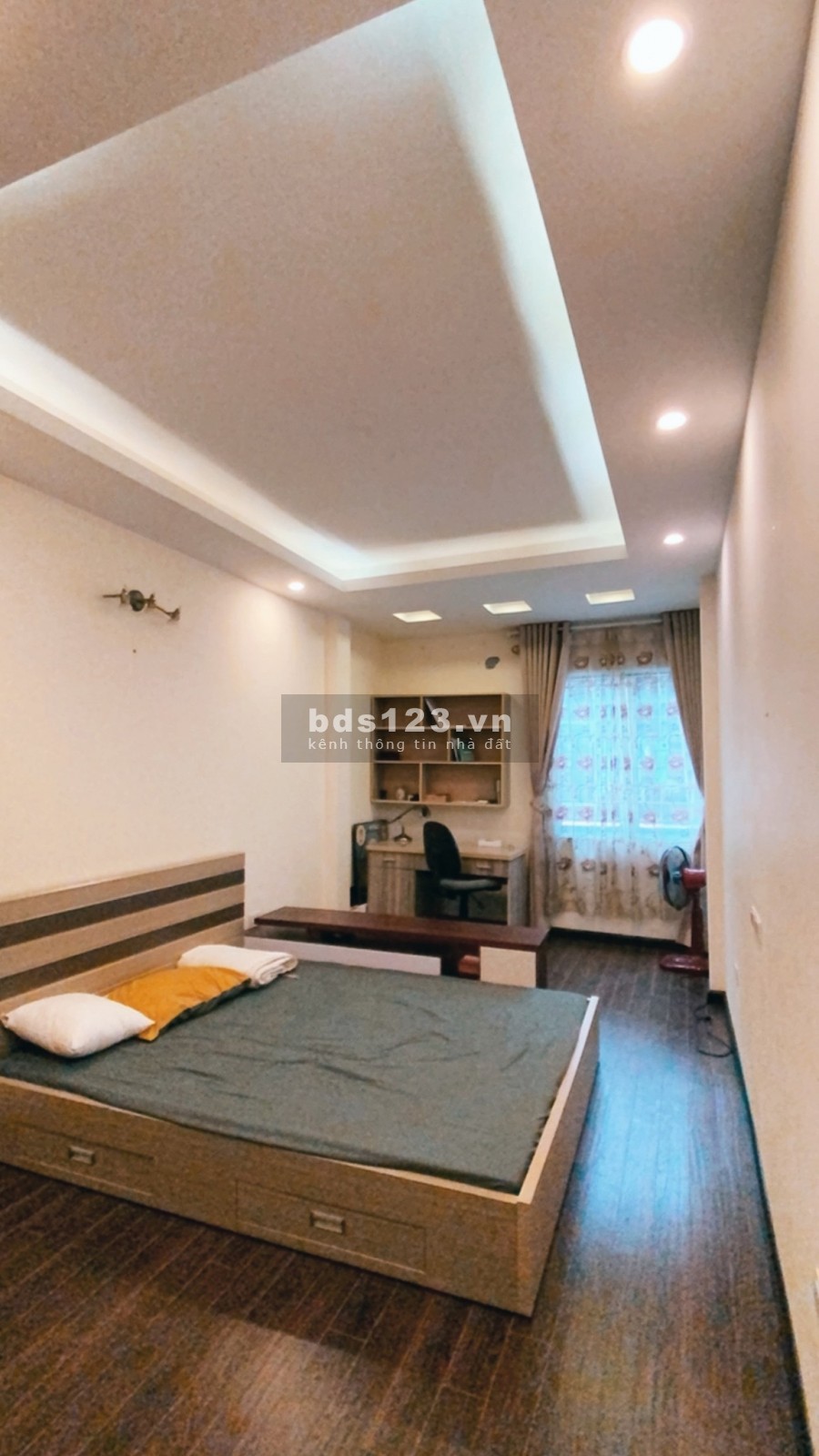 Bán nhà đẹp 4 tầng x 30m2 ngõ 290 Kim Mã, kinh doanh tốt giá 4,5 tỷ. LH 0912442669