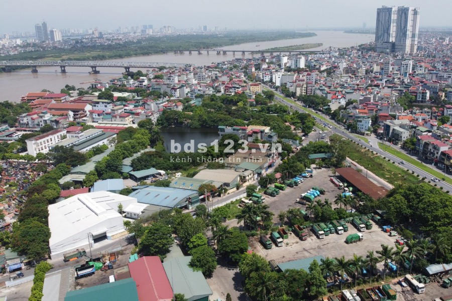 Bán biệt thự 5 tầng hơn 50m2 tại Bồ Đề, Long Biên, HN, ô tô đỗ cửa, chỉ từ 5 tỷ 0988312321