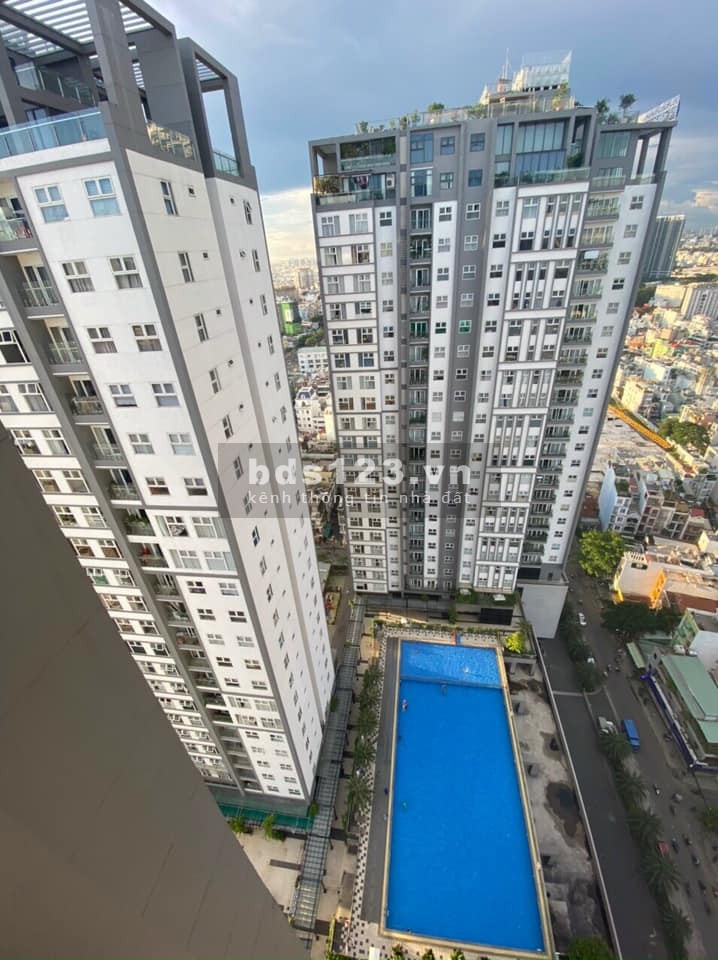 Cho thuê căn hộ Xi Grand Court tầng 22, Quận 10, thiết kế sang trọng, nội thất đầy đủ