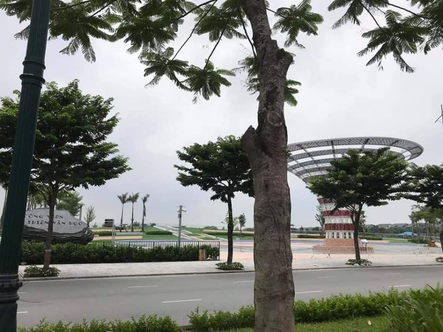 Bán nhà siêu phẩm đầu tư đường Dương Nội, dt 50m2, giá. nhỉnh 5 tỷ, đối diện Aeon