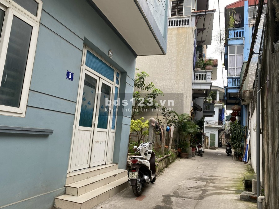 Bán đất chưa đến 1 tỷ, có ngay lô đất gần bến xe Sơn Tây, khu dân cư, lh 0965528169
