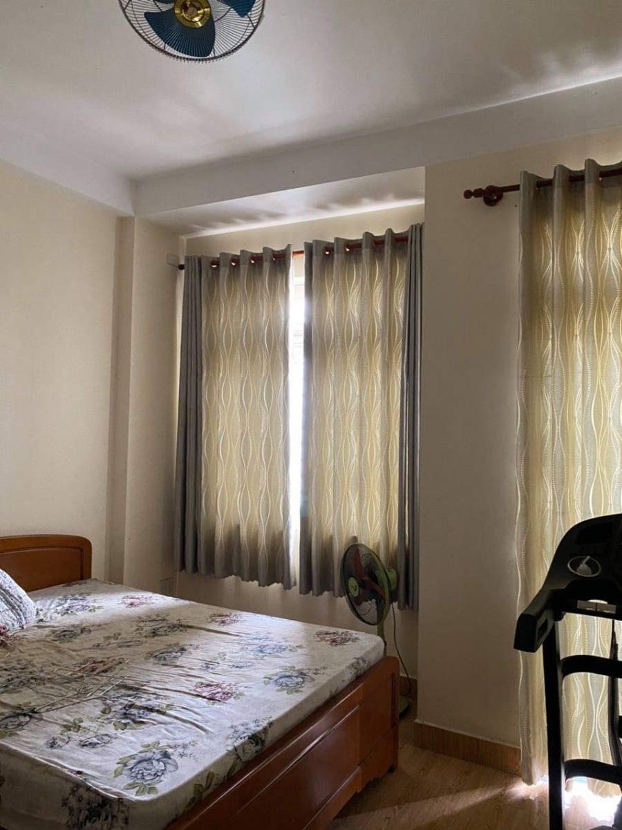 Nhà nguyên căn 4 tầng đẹp, hxh, dt 67m chiều ngang 4m đẹp, giá 6.4 tỷ, phường 8, Gò Vấp, lhcc