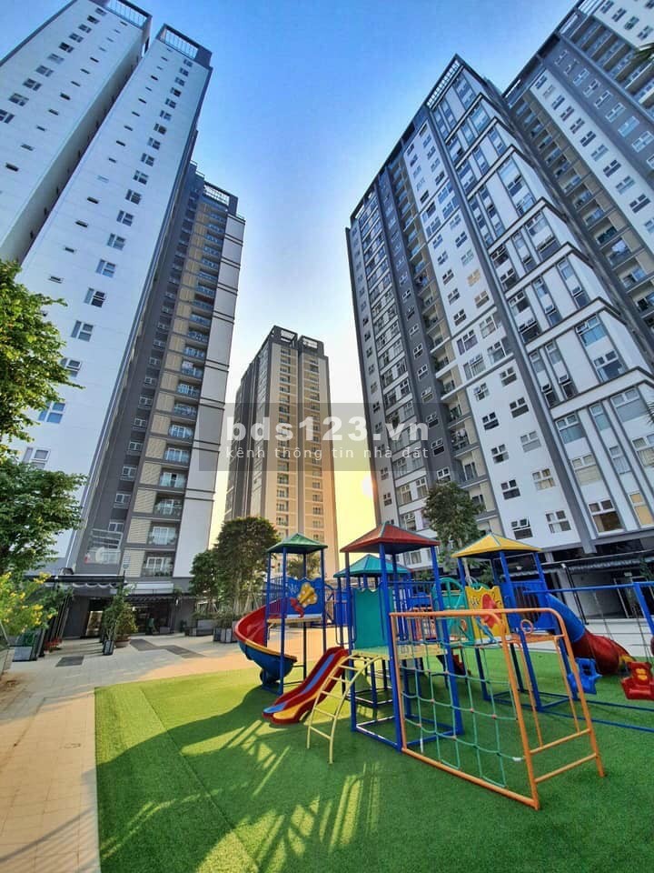 Cho thuê căn hộ Xi Grand Court tầng 22, Quận 10, thiết kế sang trọng, nội thất đầy đủ