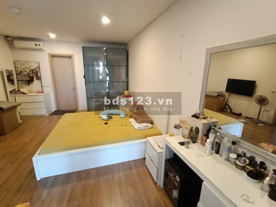 Bán căn hộ siêu hot chung cư Mipec Riverside, diện tích 117m2, giá chỉ 5,15 tỷ