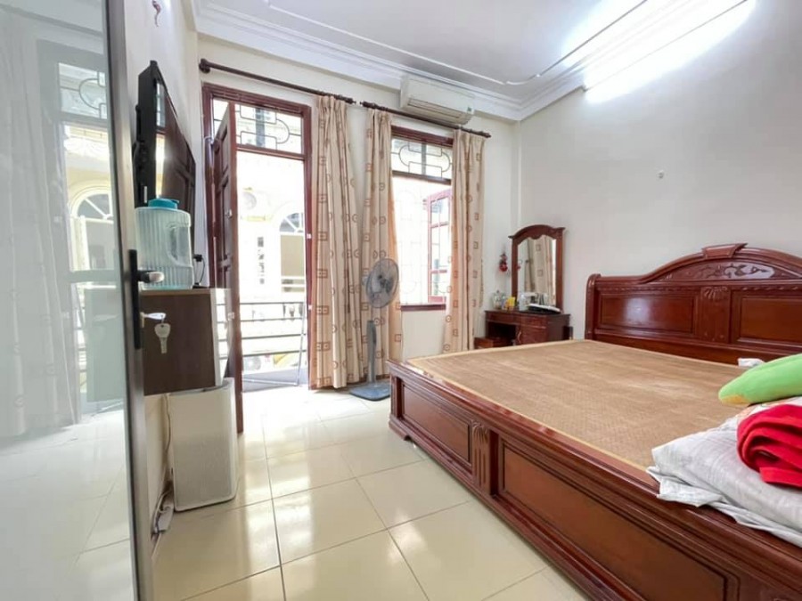 Phù hợp vợ chồng trẻ nhà trung tâm Khương Đình, Q.Thanh Xuân 38m2x5T 3.3 tỷ