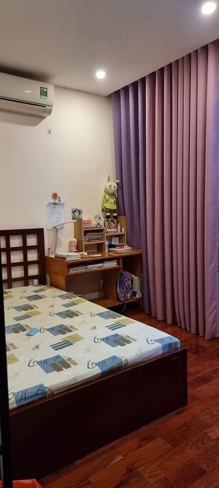 Bán nhà kinh doanh siêu lợi nhuận Nguyễn Lương Bằng, Đống Đa, dt 67m2, 4 tầng, giá chào 6 tỷ
