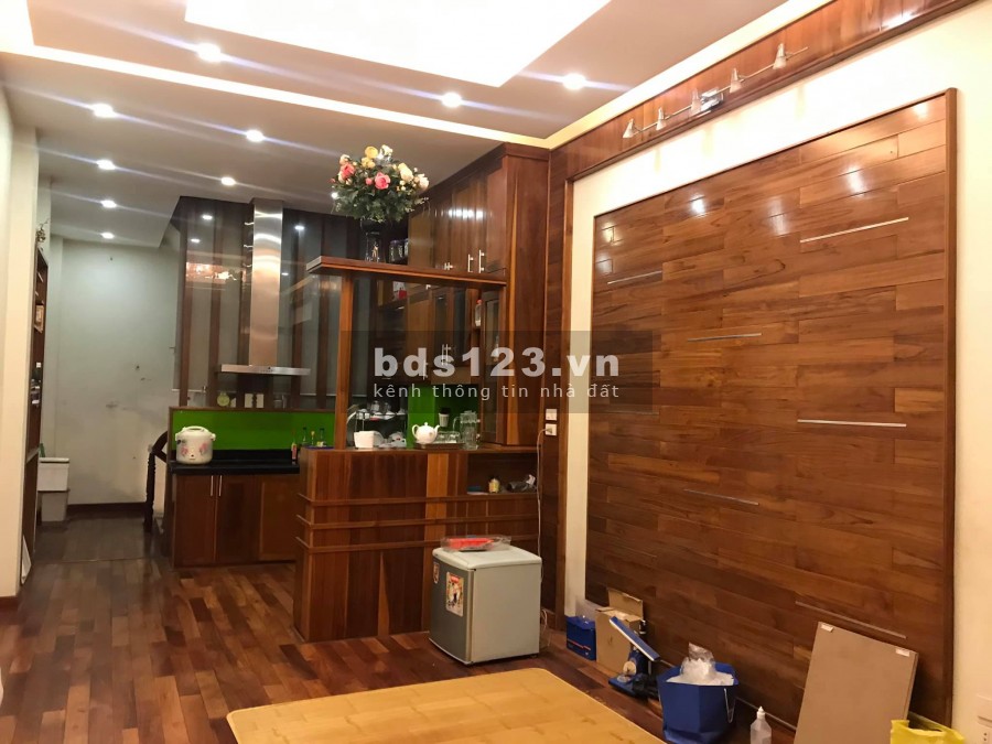 Bán Nhà Nguyễn Du diện tích sử dụng 55m2 4 tầng, mt 5m ô tô, để nội thất
