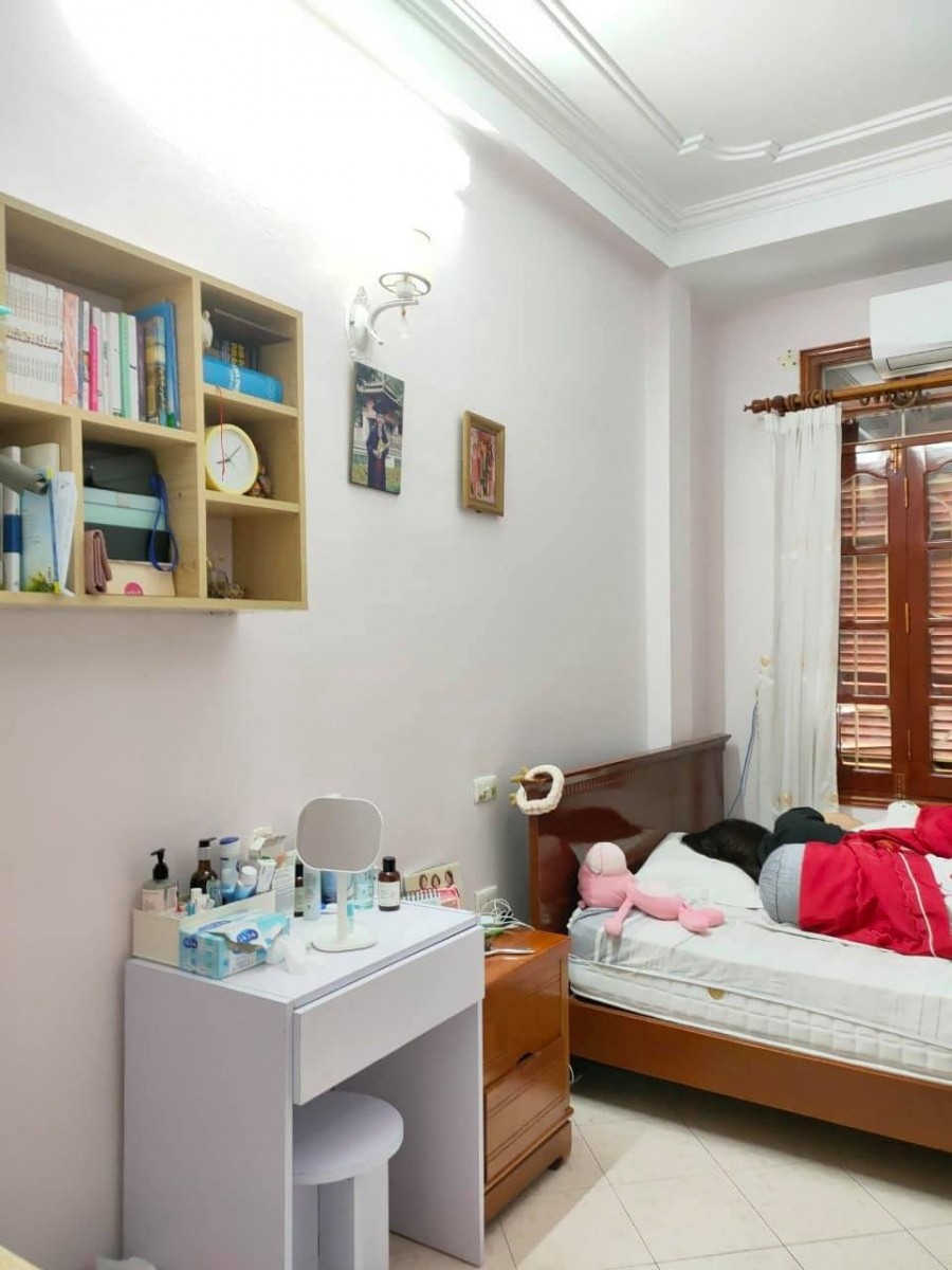Cần bán nhà nguyên căn Xuân Đỉnh 5T, 50m2, MT 4m, kinh doanh, giá 5.5 tỷ, Từ Liêm