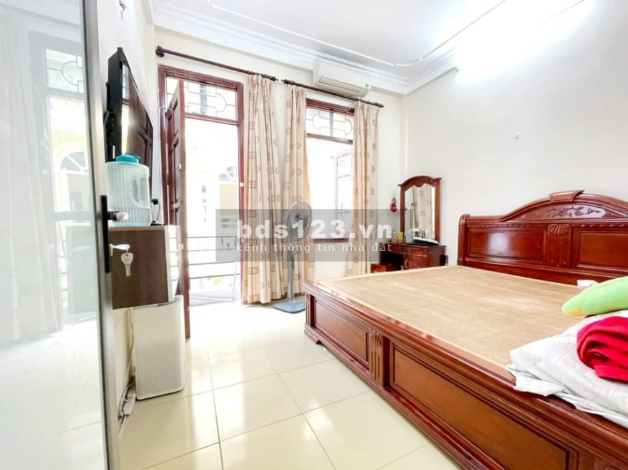  Khương Đình, Quận Thanh Xuân, 20m oto, thoáng trước sau, sổ đỏ chính chủ, chỉ 92tr/m.