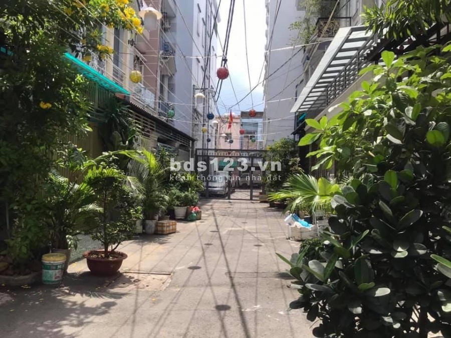Nhà đẹp rẻ tặng nội thất 1 tỷ dt 70m2, 5 tầng Phạm Văn Bạch, giá 6.7 tỷ, lh 0886880910