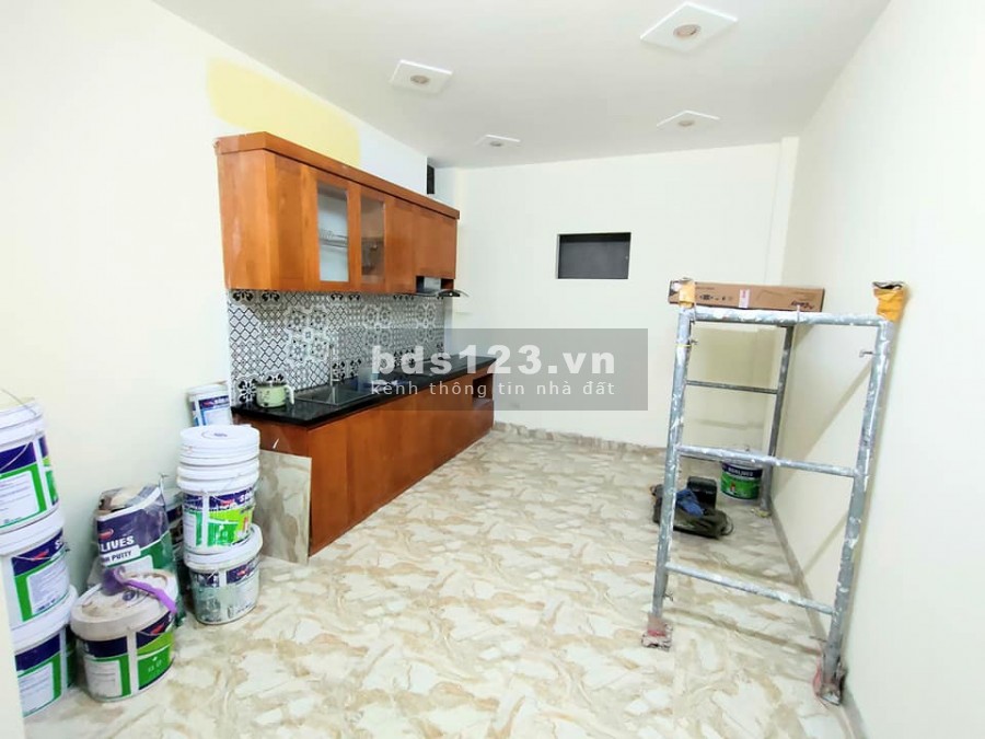 Bán Nhà Tân Mai 30m ô tô dt 39m2, 3 Tầng, mt 3m sổ đỏ chính chủ nở hậu giá nhỉnh 3 tỷ