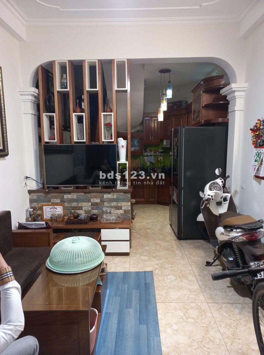 Siêu hiếm, bán nhà phố Dương Văn Bé, Hai Bà Trưng, hàng xóm Times City, dt 27m2, 4 tầng, giá 2.85 tỷ