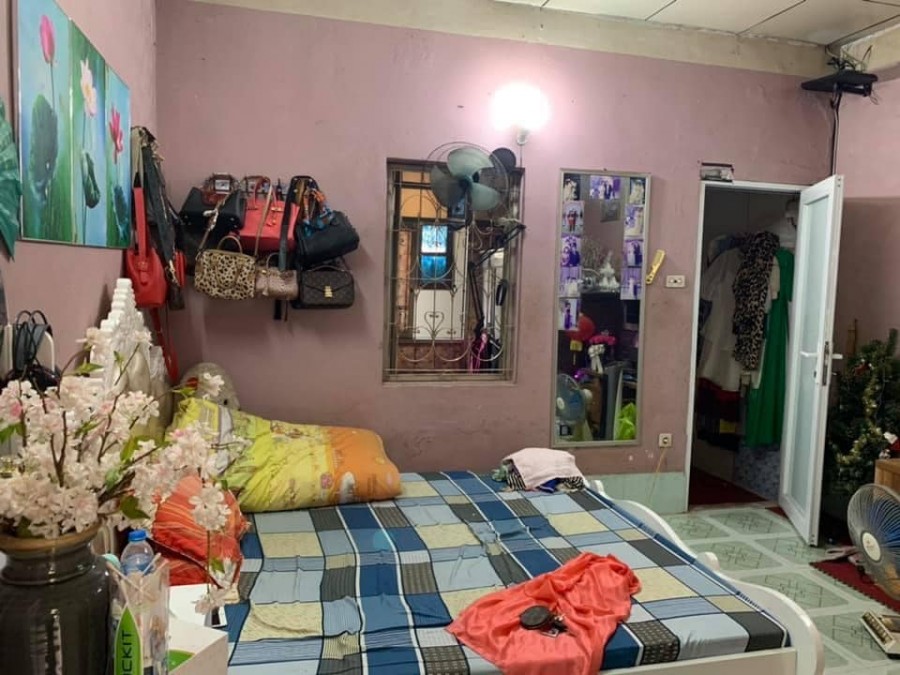 Bán nhà Nguyễn Trãi, Thanh Xuân, ô tô, dt 36m2 4 tầng, mt 4.2m, giá 3.29 tỷ. LH 0966456918