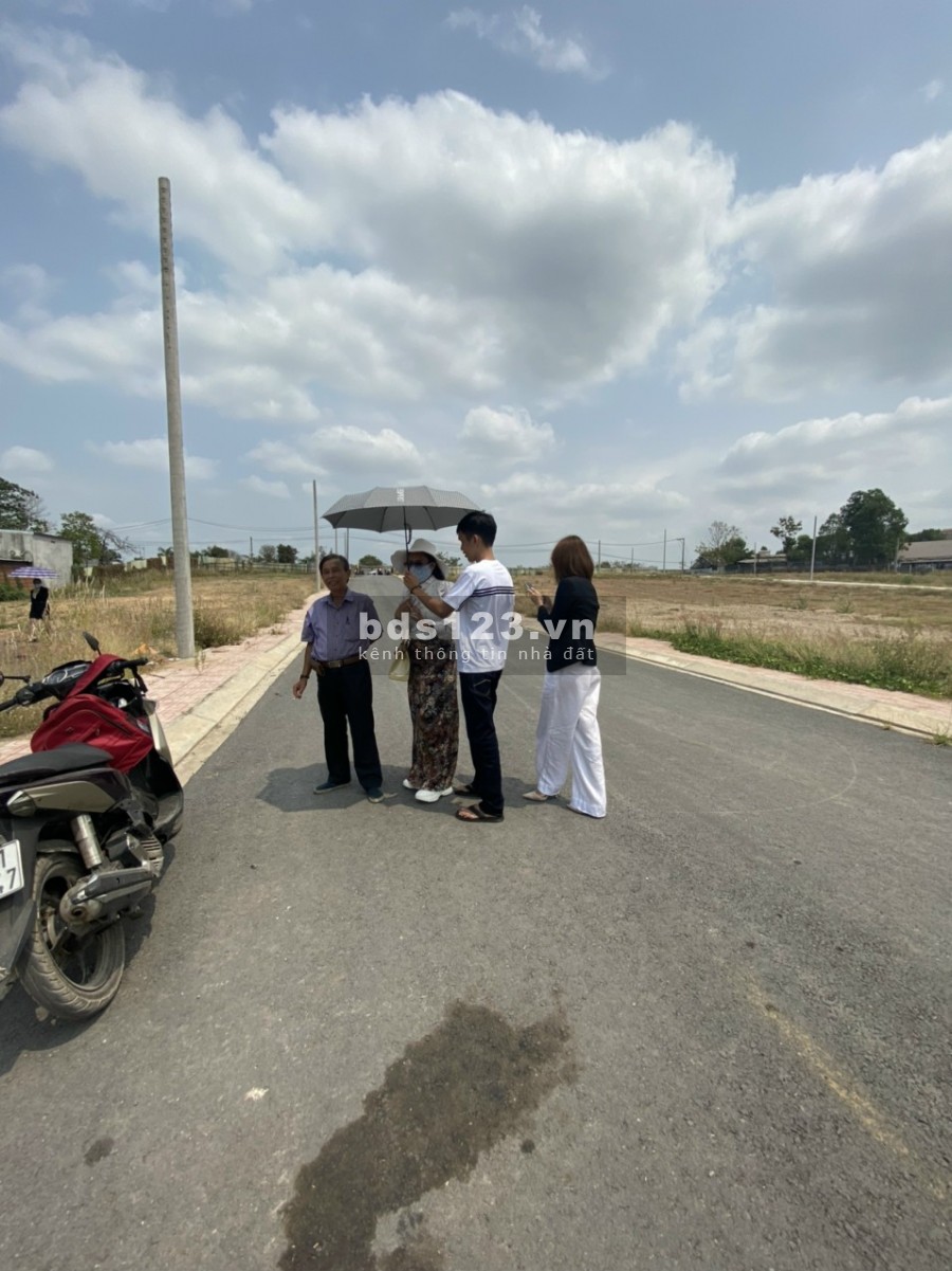 Bán Đất Gần Đường Bùi Văn Hòa, Biên Hòa, diện tích 75m2. Gía 1 TỶ 180