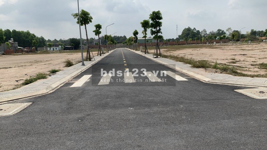 Bán Đất Gần Đường Bùi Văn Hòa, Biên Hòa, diện tích 75m2. Gía 1 TỶ 180