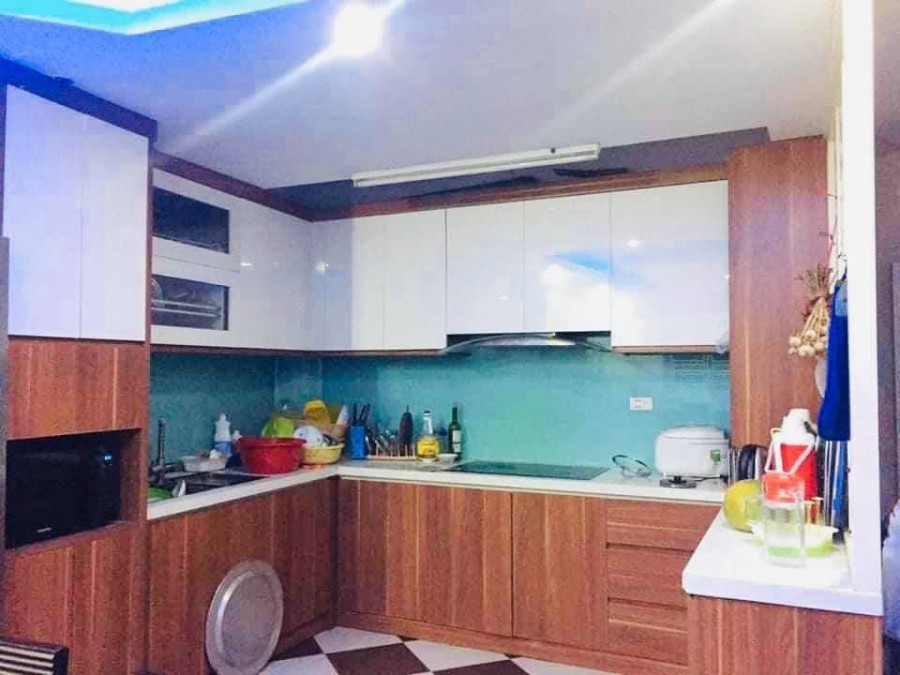 Bán nhà Vũ Trọng Phụng, Thanh Xuân 39m2, gần phố, lô góc, giá 4,5 tỷ.