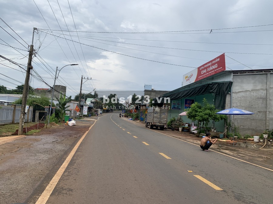 Cần bán gấp miếng đất dt 10000m2, gần kcn Becamex khu dân cư, đường lớn, 160 triệu/sào
