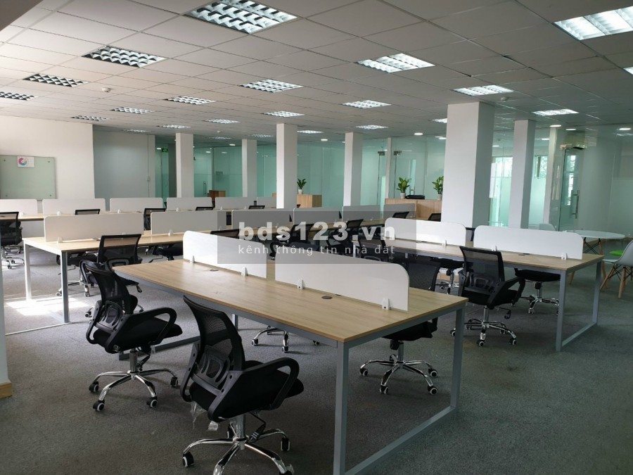 Cho thuê văn phòng Lý Thường Kiệt dt 500m2, giá 100 triệu/tháng, liên hệ 0971079192