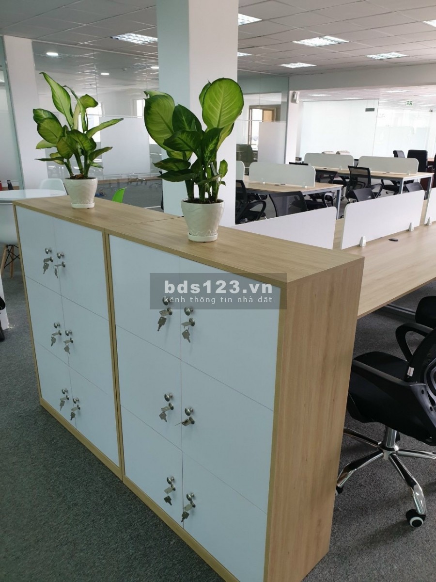 Cho thuê văn phòng Lý Thường Kiệt dt 500m2, giá 100 triệu/tháng, liên hệ 0971079192