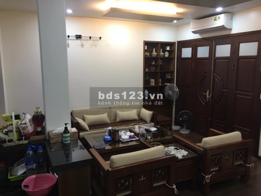 Bán gấp nhà riêng phố Sơn Tây, Ba Đình 40m2, 4 tầng, giá 7,3 tỷ. Phân lô gần phố.
