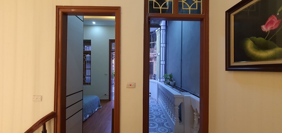 Bán nhà mặt phố Lê Đại Hành - MT 6, DT 60m2, 4 tầng, kinh doanh, 14.5 tỷ