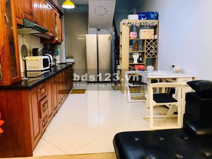 Bán Nhà Xuân La, Ngõ Thông, ngõ ba gác tránh xe máy, giá 4.5 tỷ 50m thẳng ra ô tô